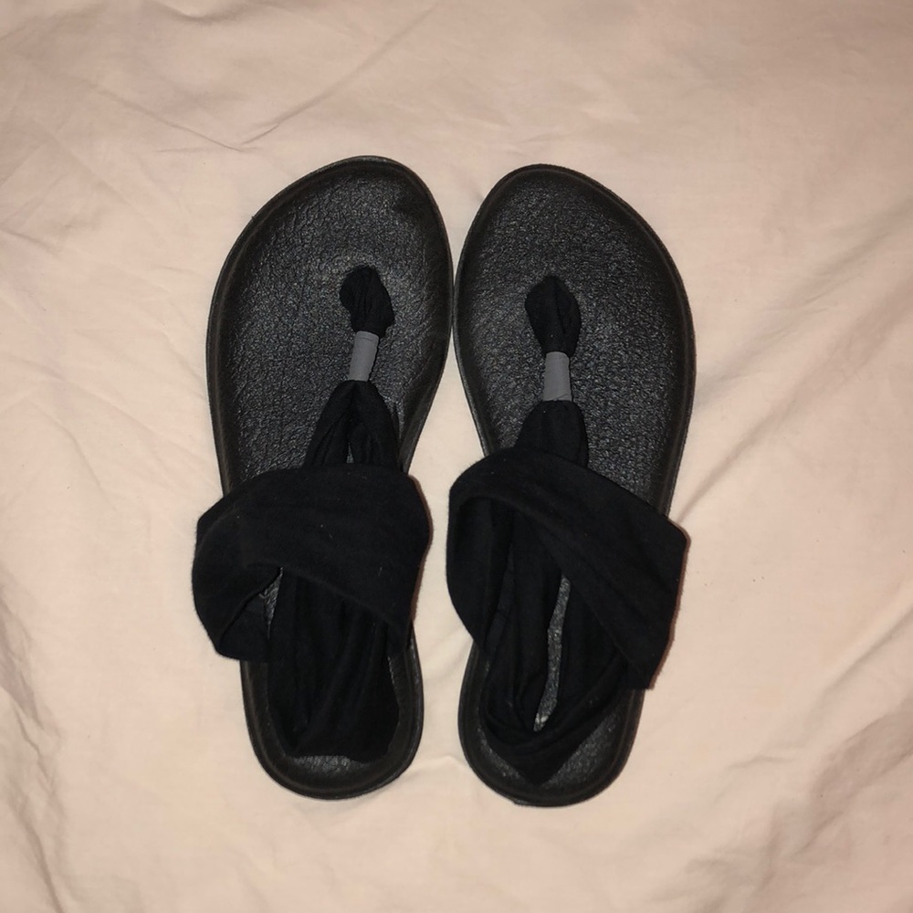 Sanuk sling sandals (size 8)